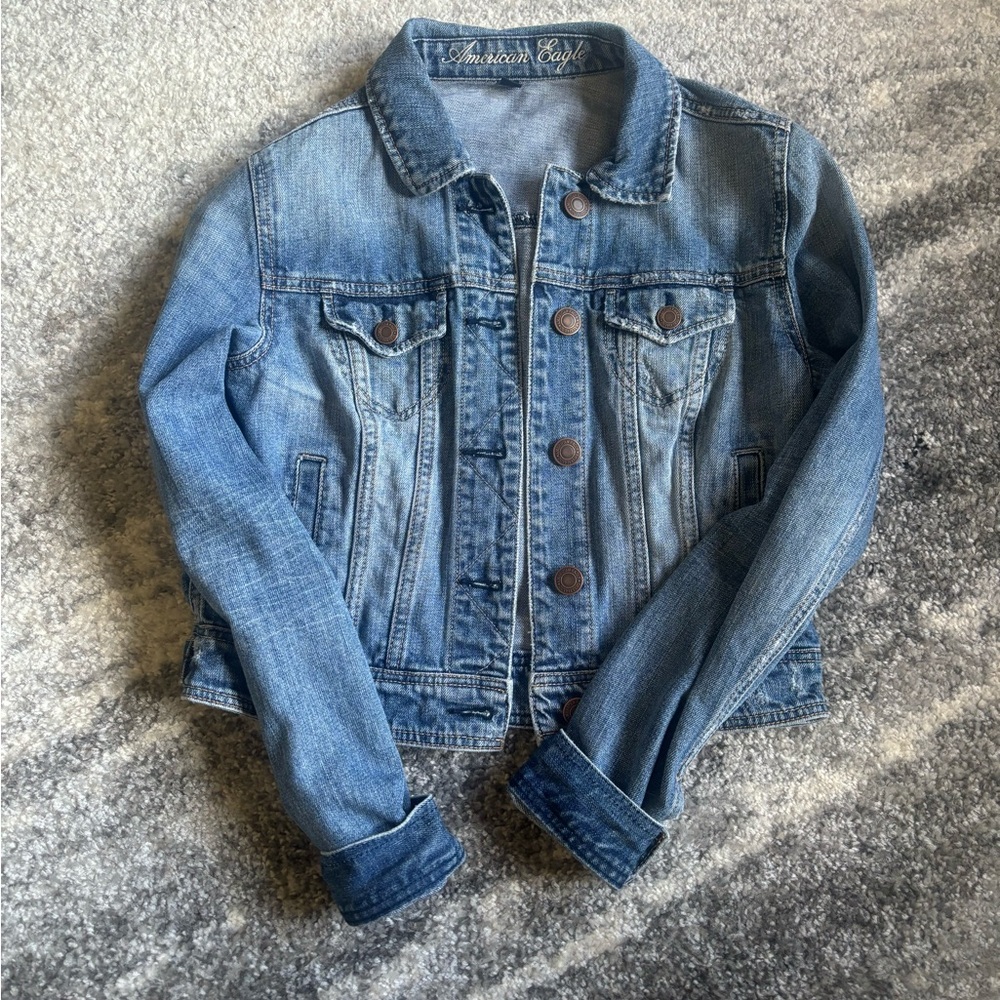 American Eagle Jean jacket, size medium.
